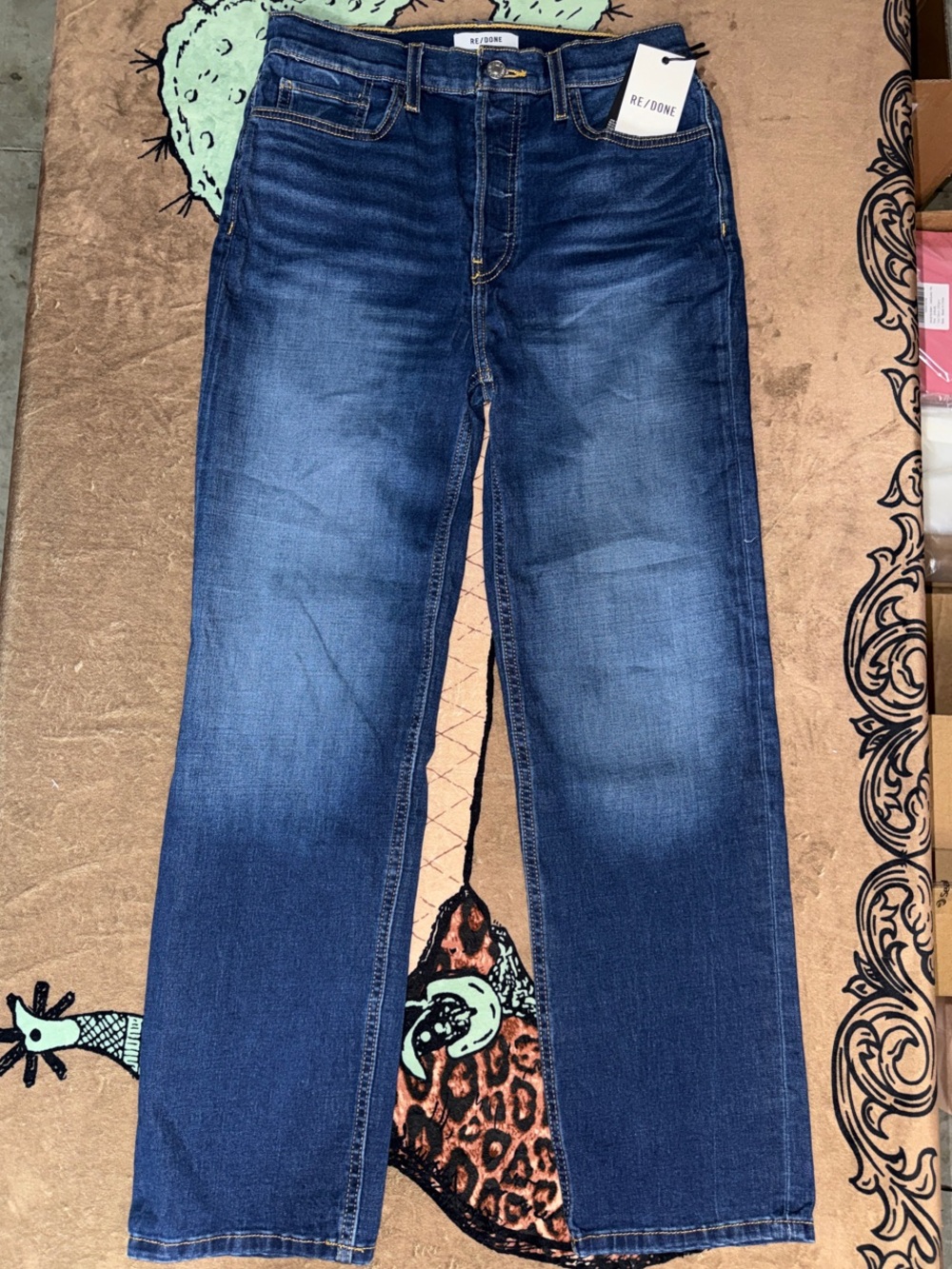 NWT WOMEN’S Re/Done Straight Leg Jeans in Deep Indigo Wash Size 27